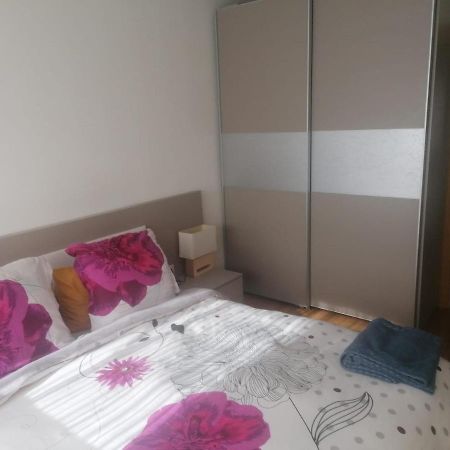 Apartamento Praga บิโตเรีย-กัสเตซ ภายนอก รูปภาพ