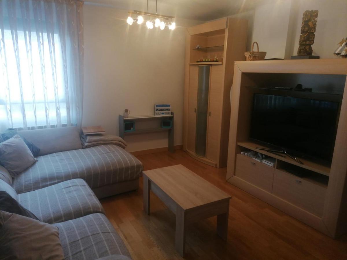 Apartamento Praga บิโตเรีย-กัสเตซ ภายนอก รูปภาพ