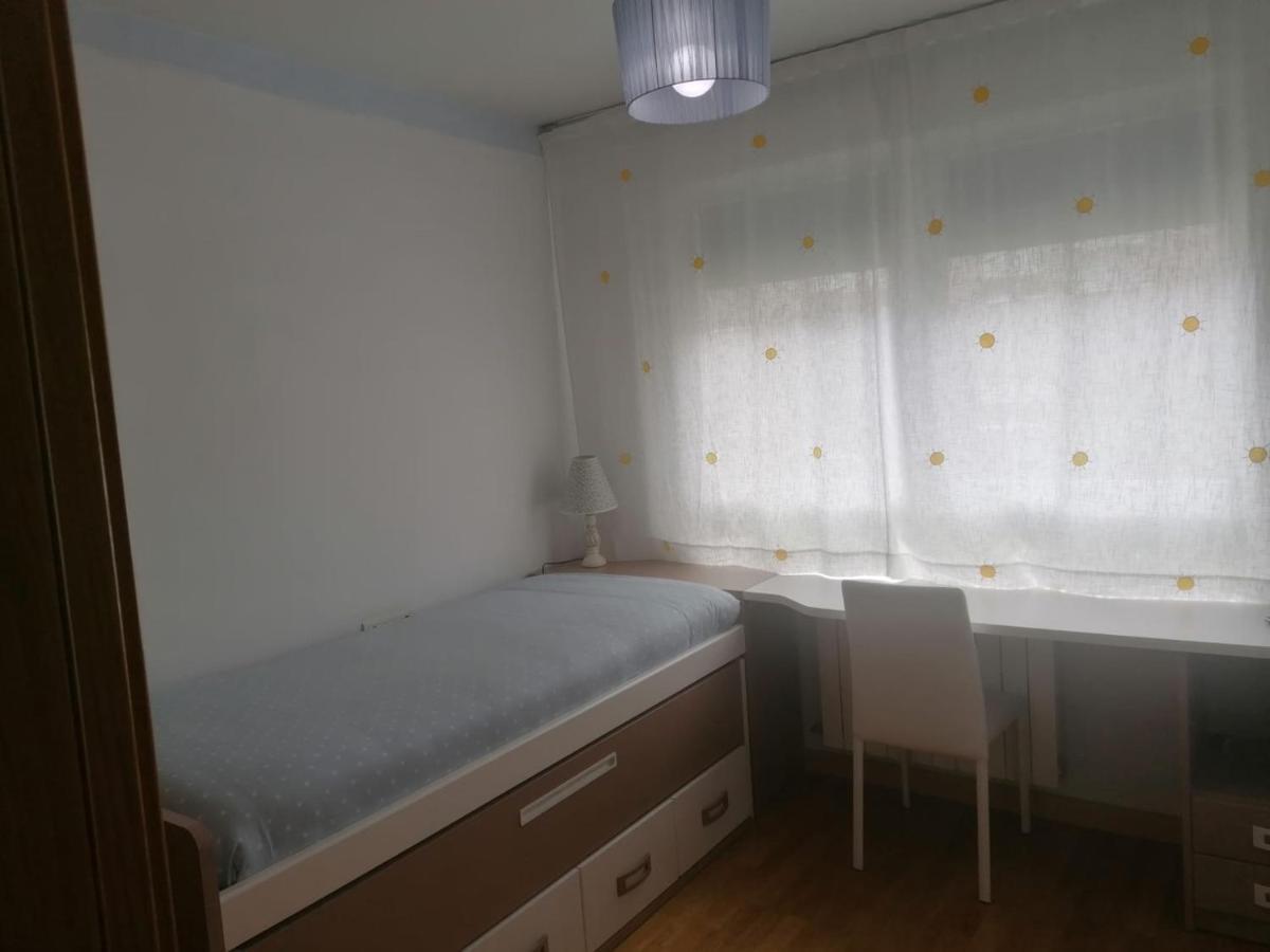 Apartamento Praga บิโตเรีย-กัสเตซ ภายนอก รูปภาพ